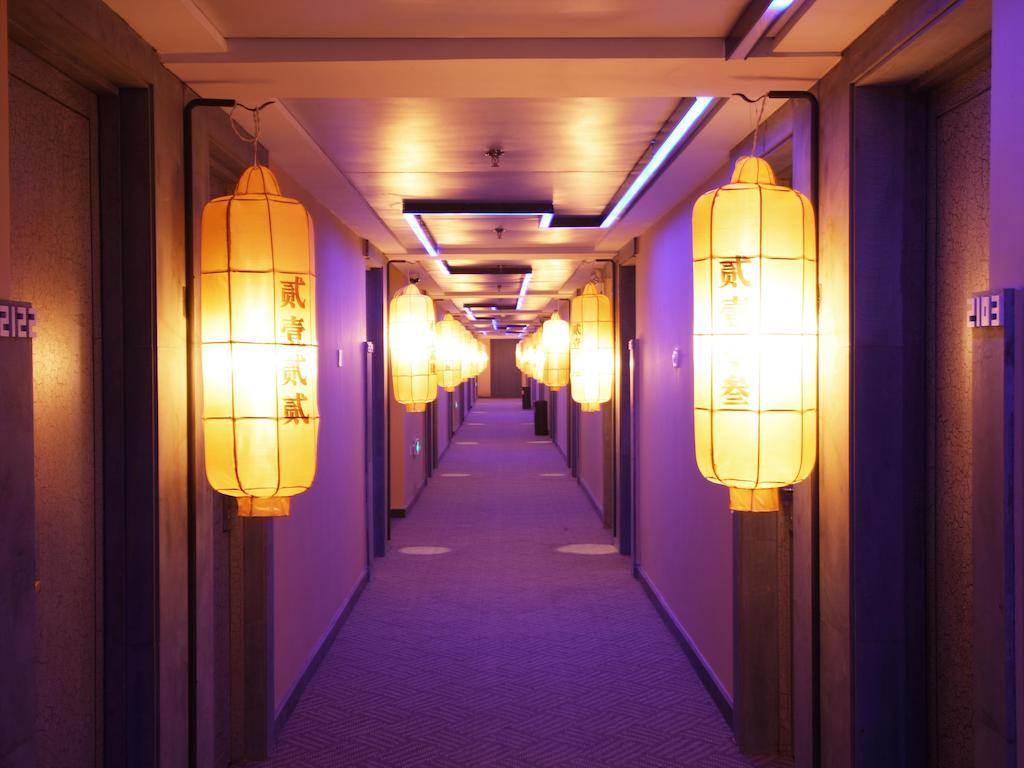 China Community Culture & Art Hotel Qingdao Extérieur photo