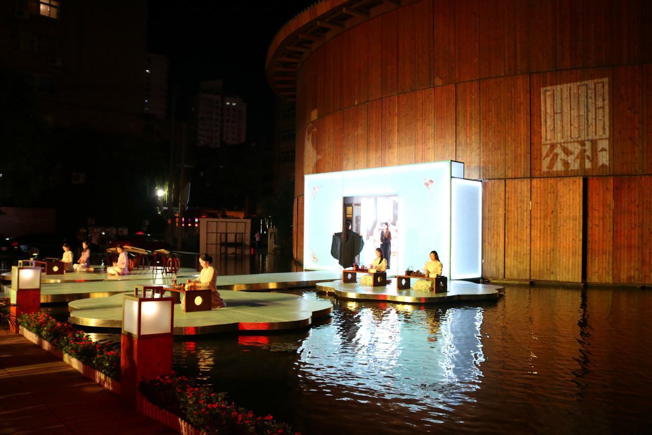 China Community Culture & Art Hotel Qingdao Extérieur photo
