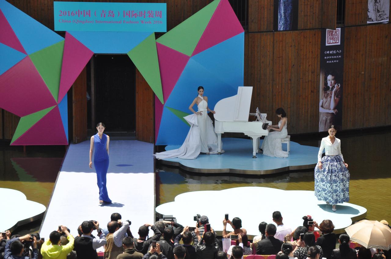 China Community Culture & Art Hotel Qingdao Extérieur photo