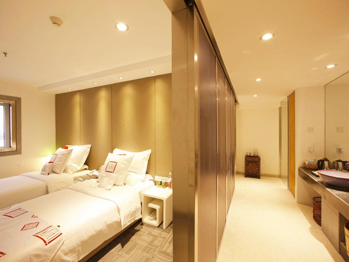 China Community Culture & Art Hotel Qingdao Extérieur photo