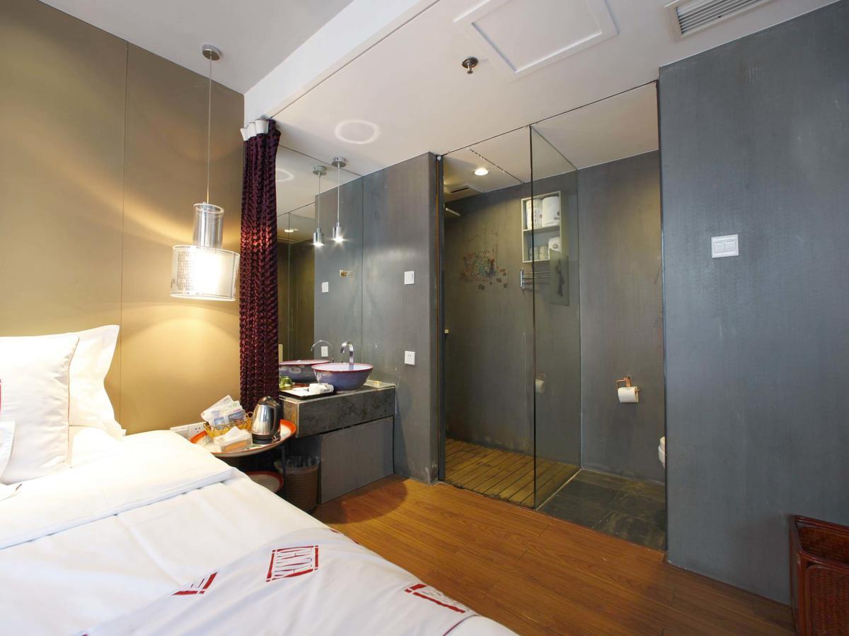 China Community Culture & Art Hotel Qingdao Extérieur photo